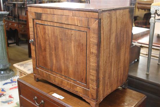 Regency mahogany table top cabinet